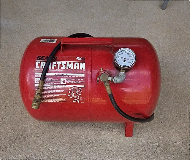 Craftsman Portable Air Tank 125 PSI Red Model # 919.15209 Made In USA