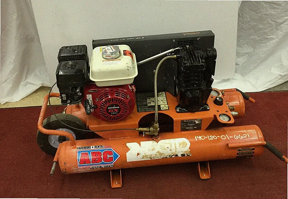 Used RIDGID 9 Gallon Portable Gas Powered Air Compressor Wheelbarrow Commercial!